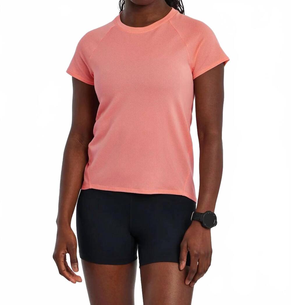 NEW OISELLE flyout short sleeve top in fast pink